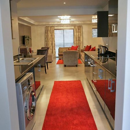 S Villa Moyal Executive Apartamento y Suites Johannesburgo Exterior foto