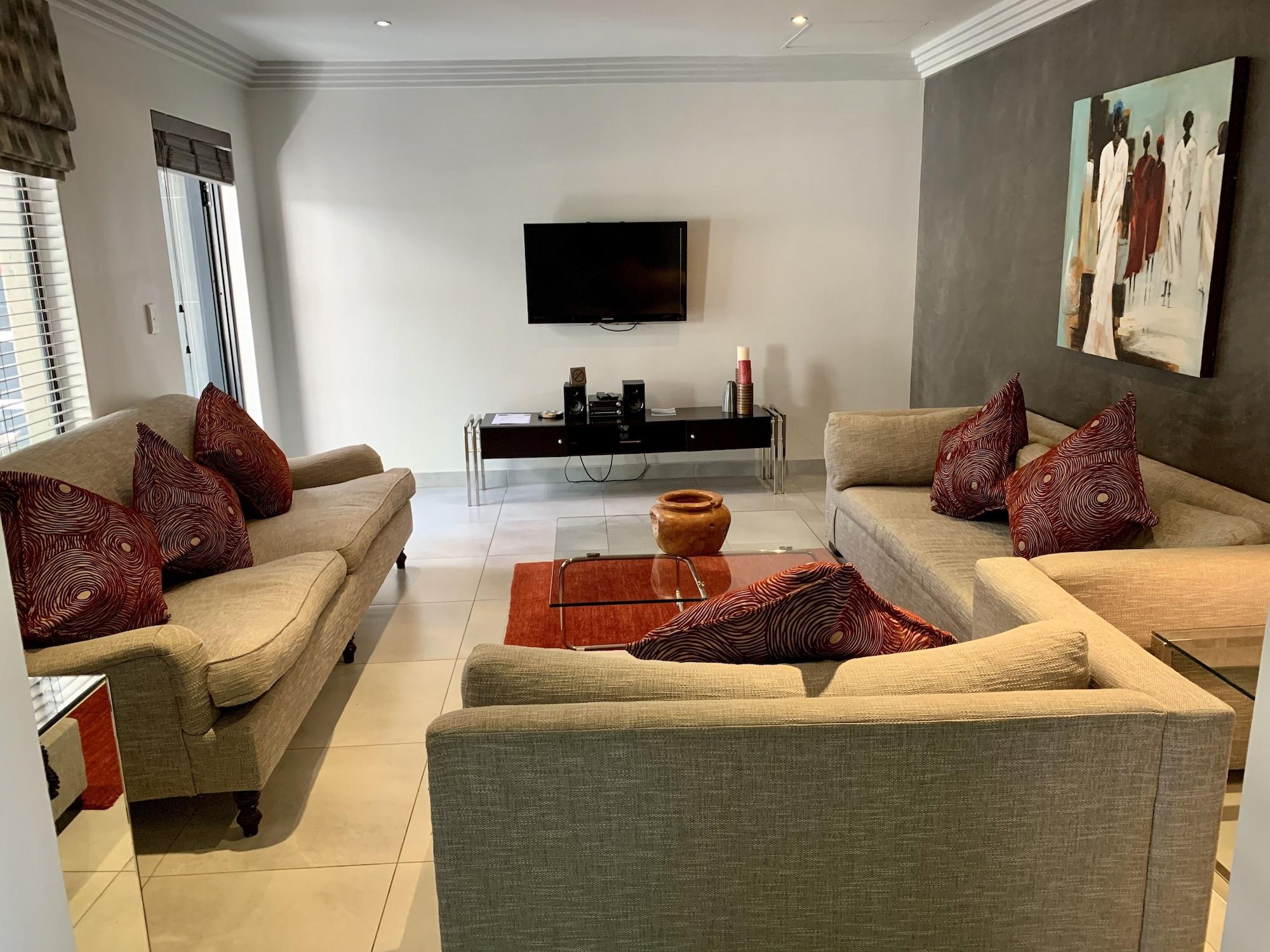 S Villa Moyal Executive Apartamento y Suites Johannesburgo Exterior foto