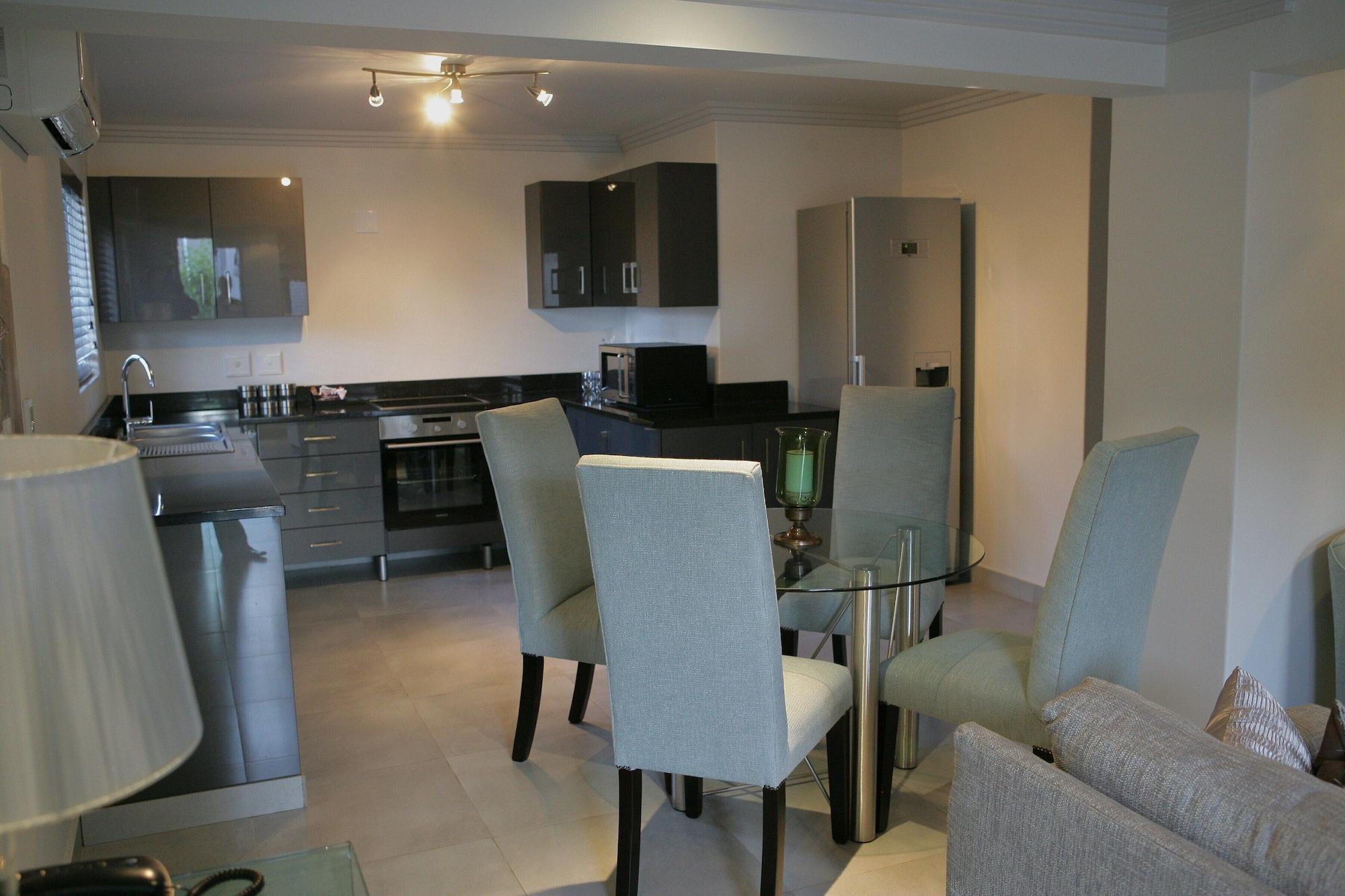 S Villa Moyal Executive Apartamento y Suites Johannesburgo Exterior foto