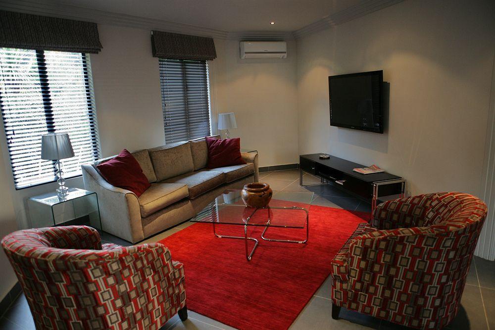 S Villa Moyal Executive Apartamento y Suites Johannesburgo Exterior foto