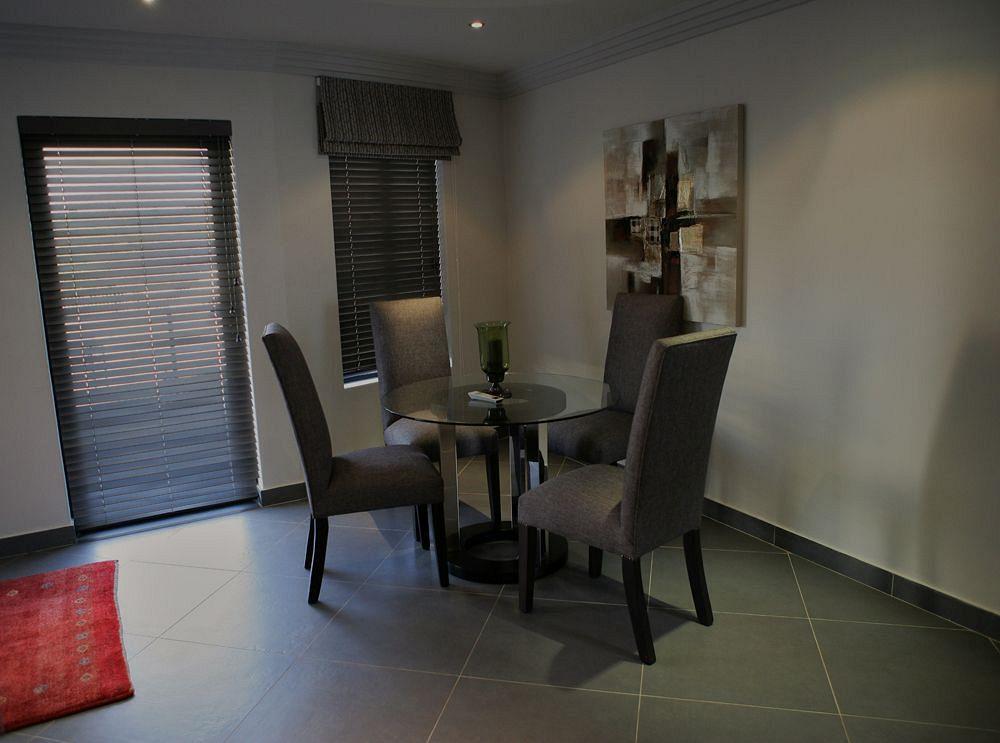 S Villa Moyal Executive Apartamento y Suites Johannesburgo Exterior foto