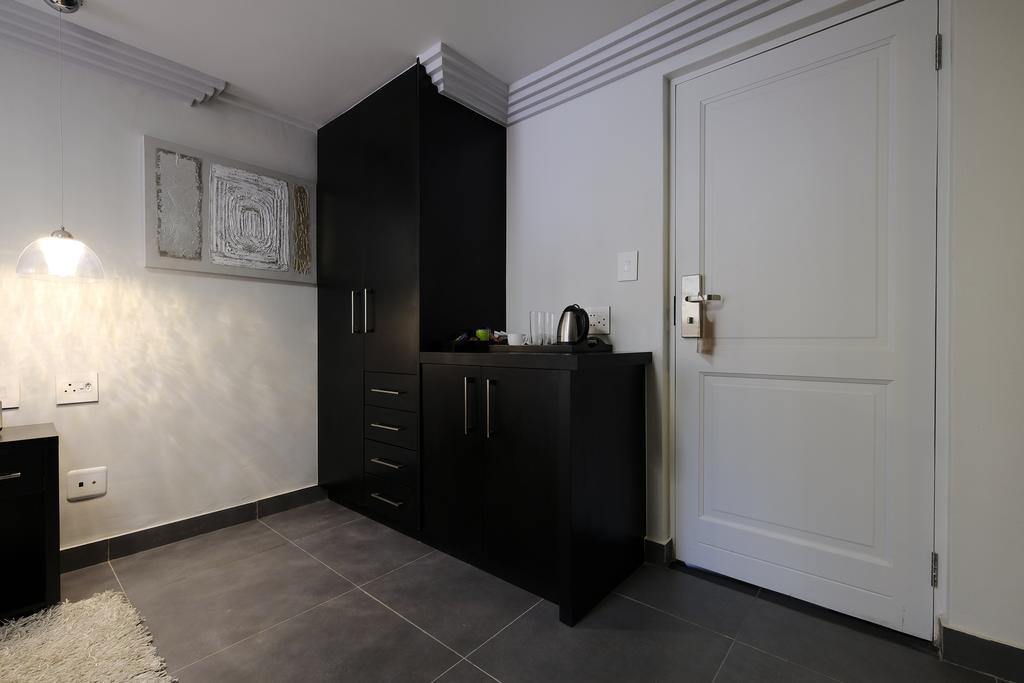 S Villa Moyal Executive Apartamento y Suites Johannesburgo Exterior foto